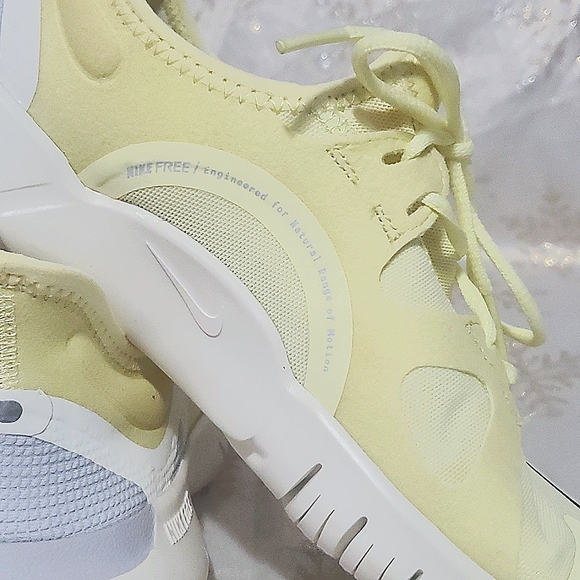 Womens NIKE Free Run 5.0 luminous Green - Picture 4 of 7